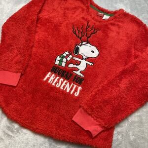 Peanuts Snoopy Fluffy Christmas Sweatshirt Womens XL Red Hooray for Presents